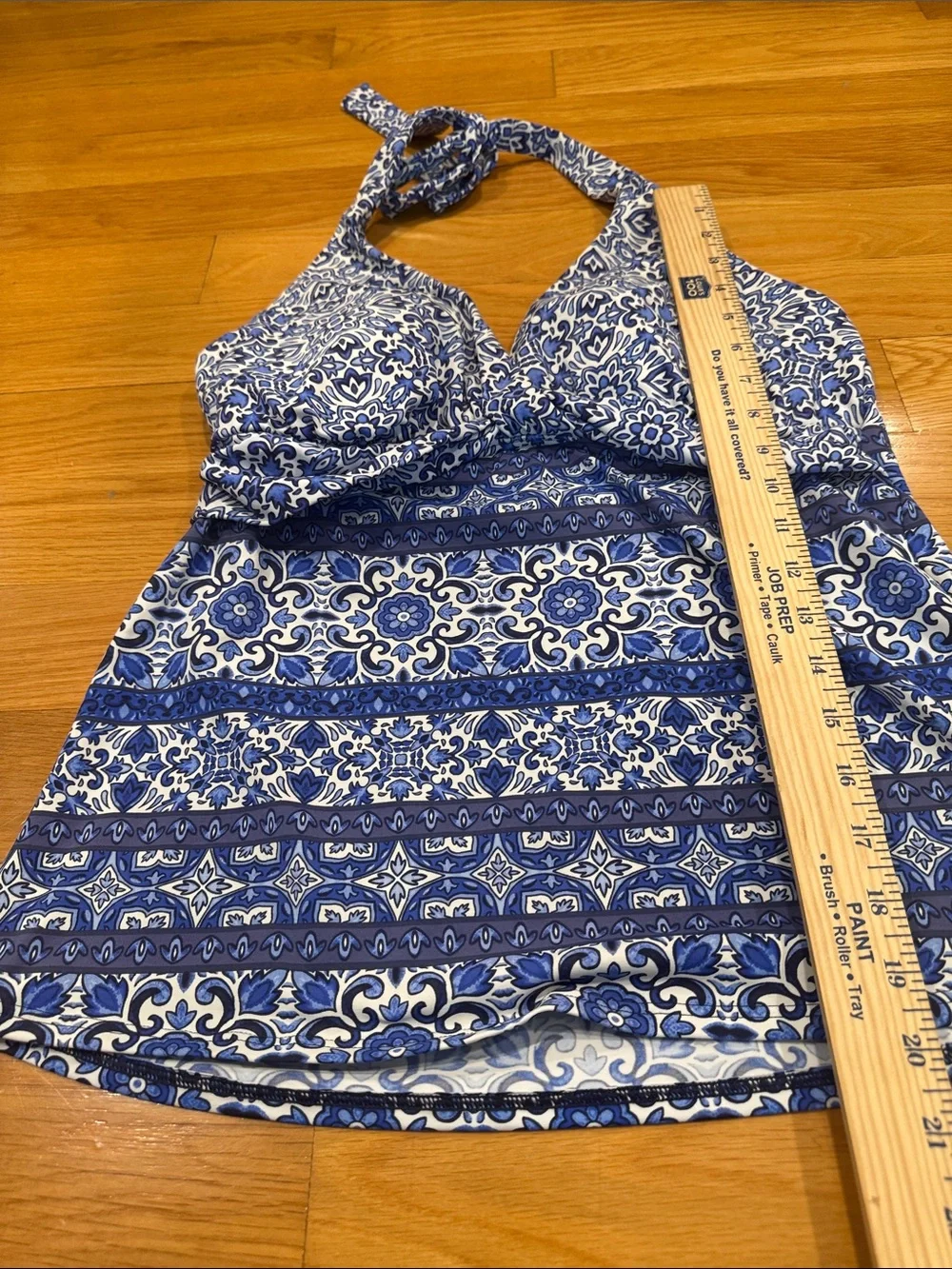 Lands’End 2 piece tankini top and bottoms size 12.